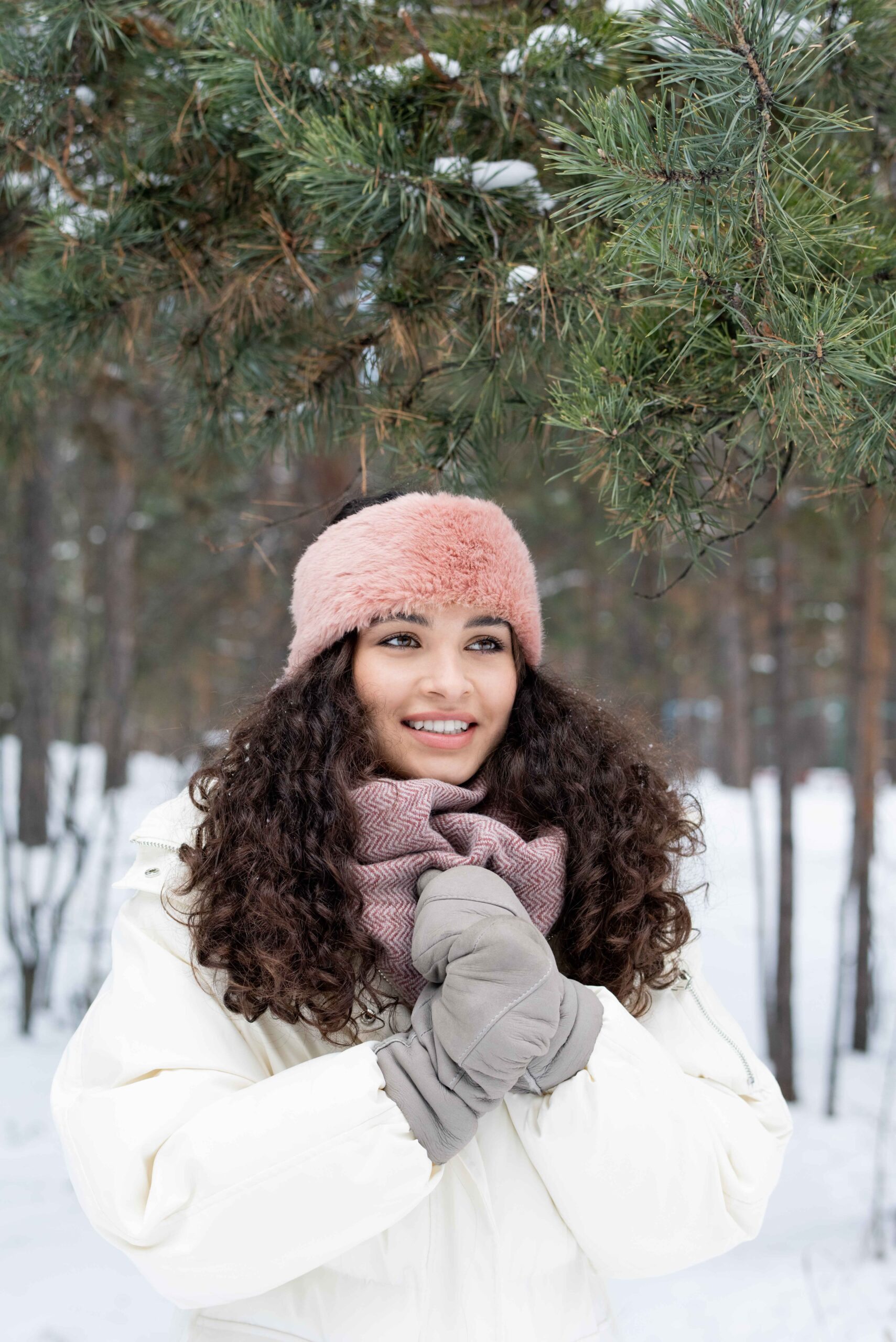 5 Winter Skincare Essentials for Healthy and Hydrated Skin